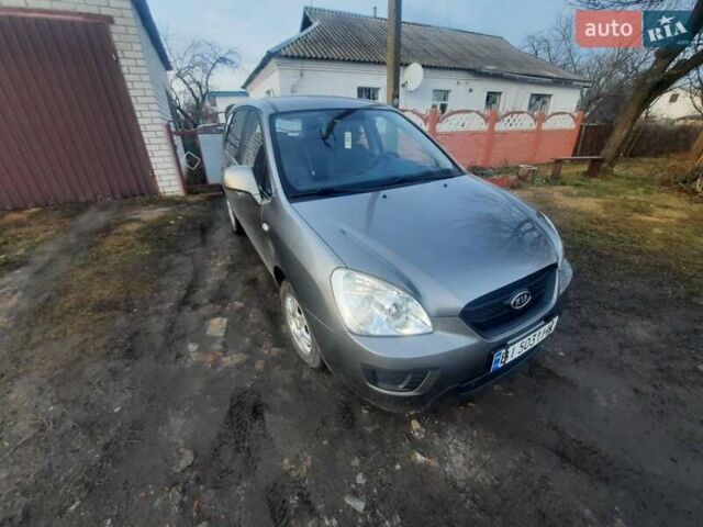 Серый Киа Каренс, объемом двигателя 2 л и пробегом 180 тыс. км за 6900 $, фото 12 на Automoto.ua