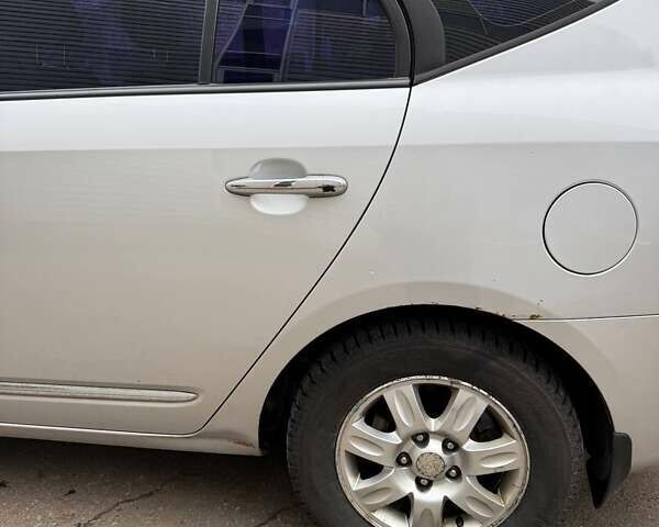 Серый Киа Каренс, объемом двигателя 2 л и пробегом 131 тыс. км за 8200 $, фото 30 на Automoto.ua