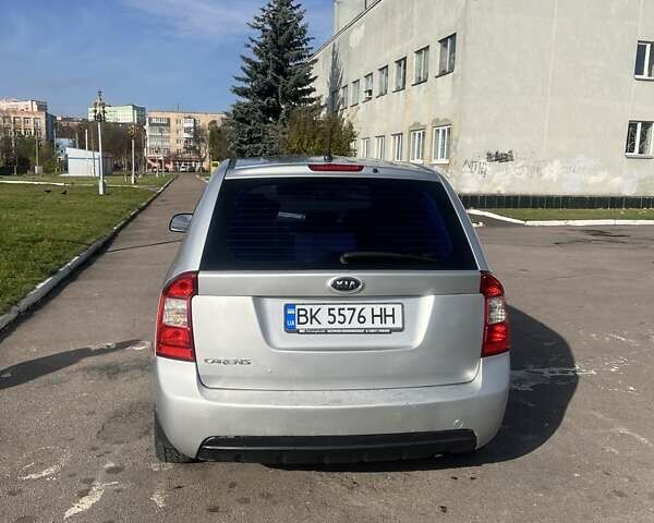 Сірий Кіа Каренс, об'ємом двигуна 2 л та пробігом 273 тис. км за 6300 $, фото 7 на Automoto.ua
