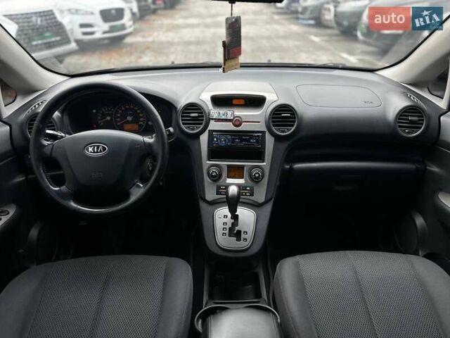 Серый Киа Каренс, объемом двигателя 2 л и пробегом 203 тыс. км за 5999 $, фото 17 на Automoto.ua