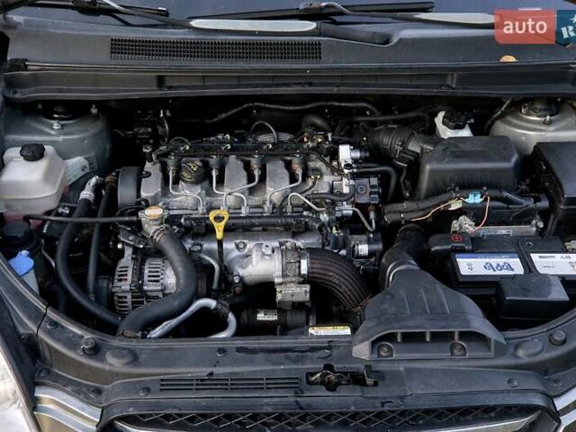 Киа Каренс 2009 в Житомире на Automoto.ua Серый Киа Каренс, объемом двигателя 1.99 л и пробегом 270 тыс. км за 5500 $, фото 17 на Automoto.ua
