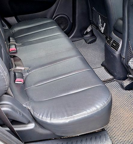 Серый Киа Каренс, объемом двигателя 2 л и пробегом 215 тыс. км за 9300 $, фото 2 на Automoto.ua