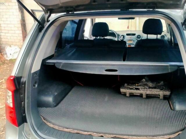 Сірий Кіа Каренс, об'ємом двигуна 2 л та пробігом 229 тис. км за 7300 $, фото 12 на Automoto.ua