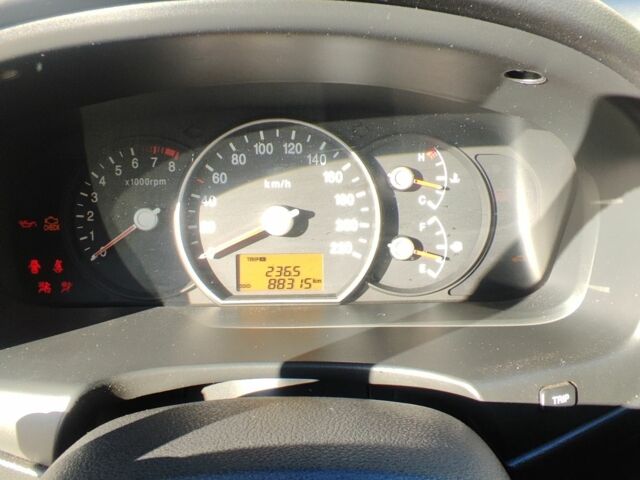 Сірий Кіа Каренс, об'ємом двигуна 2 л та пробігом 90 тис. км за 7700 $, фото 7 на Automoto.ua