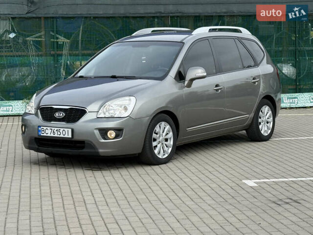 Сірий Кіа Каренс, об'ємом двигуна 1.58 л та пробігом 265 тис. км за 7400 $, фото 3 на Automoto.ua