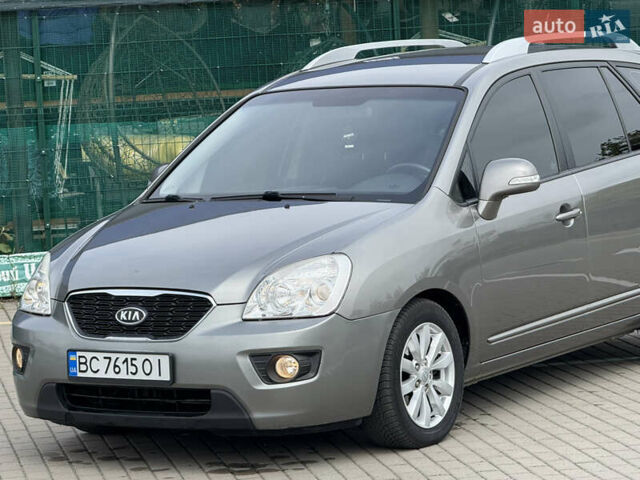 Сірий Кіа Каренс, об'ємом двигуна 1.58 л та пробігом 265 тис. км за 7400 $, фото 7 на Automoto.ua