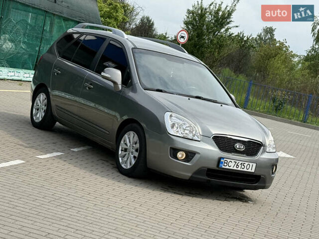 Сірий Кіа Каренс, об'ємом двигуна 1.58 л та пробігом 265 тис. км за 7400 $, фото 11 на Automoto.ua