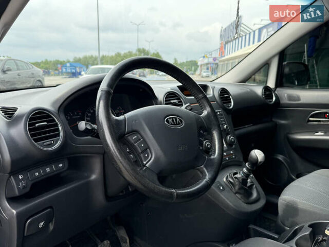 Сірий Кіа Каренс, об'ємом двигуна 1.58 л та пробігом 265 тис. км за 7400 $, фото 34 на Automoto.ua