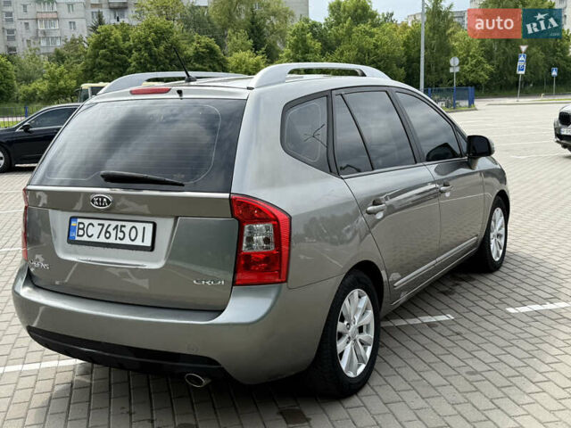Сірий Кіа Каренс, об'ємом двигуна 1.58 л та пробігом 265 тис. км за 7400 $, фото 21 на Automoto.ua