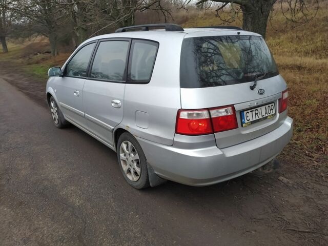 Серый Киа Каренс, объемом двигателя 2 л и пробегом 220 тыс. км за 1850 $, фото 7 на Automoto.ua