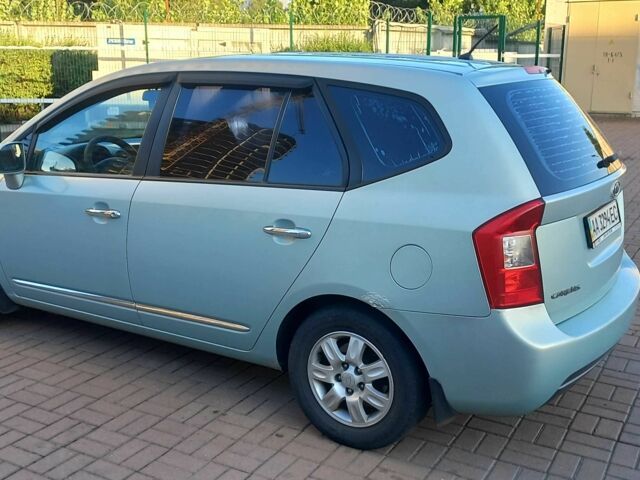 Сірий Кіа Каренс, об'ємом двигуна 2 л та пробігом 460 тис. км за 3350 $, фото 2 на Automoto.ua