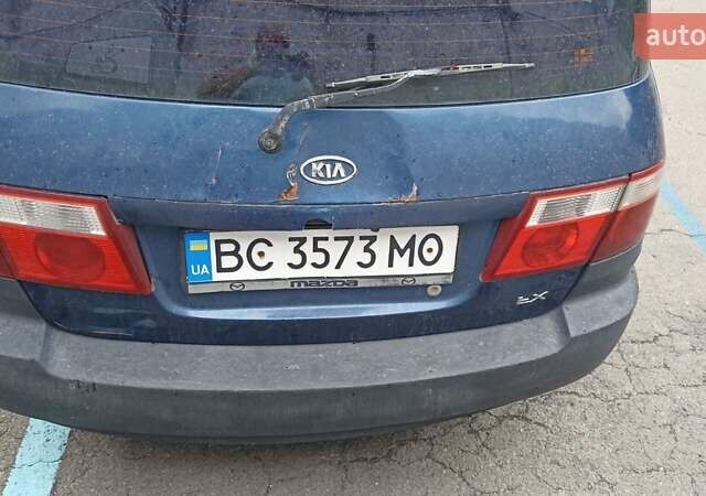 Синій Кіа Каренс, об'ємом двигуна 1.79 л та пробігом 313 тис. км за 2700 $, фото 6 на Automoto.ua