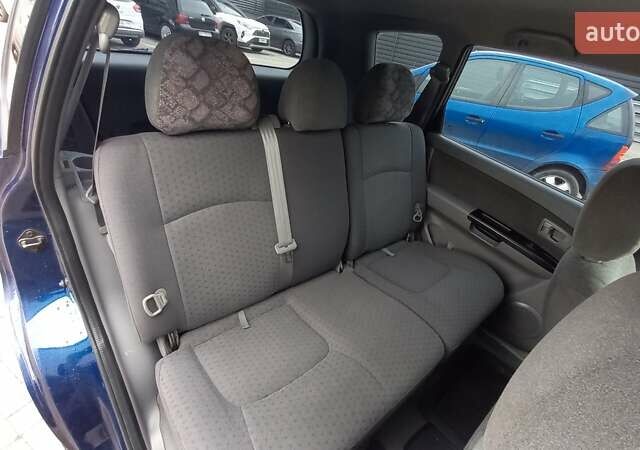 Синий Киа Каренс, объемом двигателя 2 л и пробегом 190 тыс. км за 4800 $, фото 14 на Automoto.ua