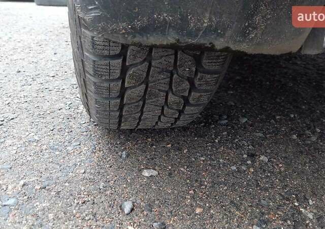 Синий Киа Каренс, объемом двигателя 2 л и пробегом 190 тыс. км за 4800 $, фото 36 на Automoto.ua