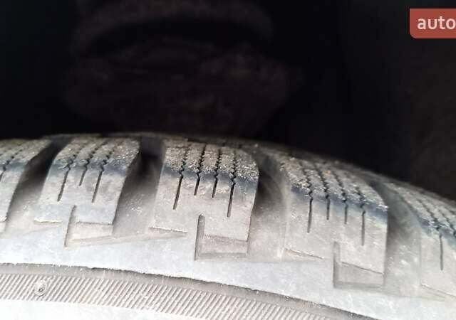 Синий Киа Каренс, объемом двигателя 2 л и пробегом 190 тыс. км за 4800 $, фото 37 на Automoto.ua