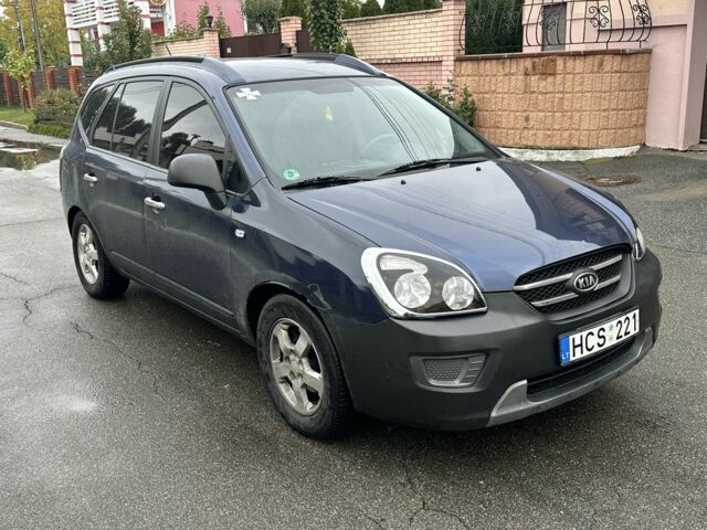 Синій Кіа Каренс, об'ємом двигуна 2 л та пробігом 280 тис. км за 2600 $, фото 2 на Automoto.ua