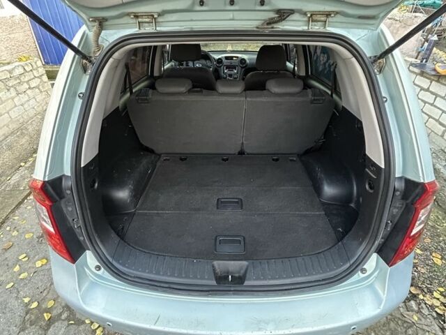 Кіа Каренс 2007 у Новой Одессе на Automoto.ua Синій Кіа Каренс, об'ємом двигуна 2 л та пробігом 278 тис. км за 6200 $, фото 6 на Automoto.ua