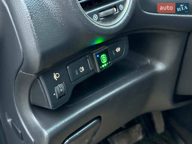 Синий Киа Каренс, объемом двигателя 2 л и пробегом 234 тыс. км за 6990 $, фото 21 на Automoto.ua