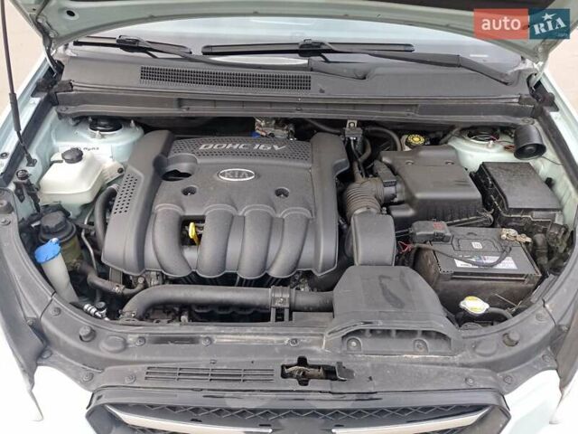 Синій Кіа Каренс, об'ємом двигуна 1.99 л та пробігом 175 тис. км за 6300 $, фото 22 на Automoto.ua