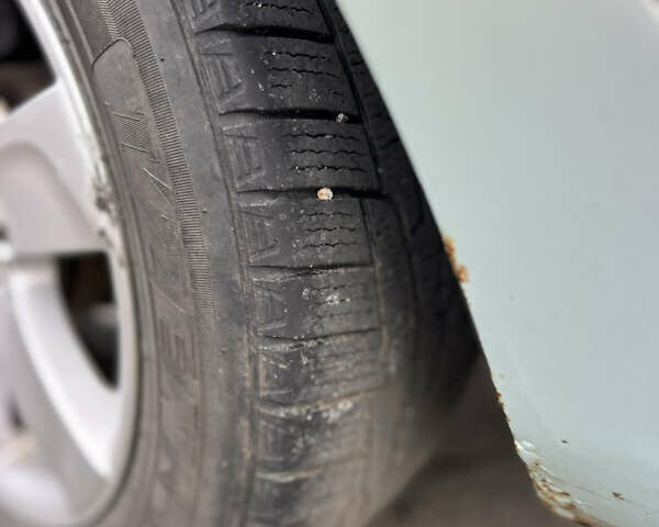 Синий Киа Каренс, объемом двигателя 2 л и пробегом 278 тыс. км за 6200 $, фото 9 на Automoto.ua