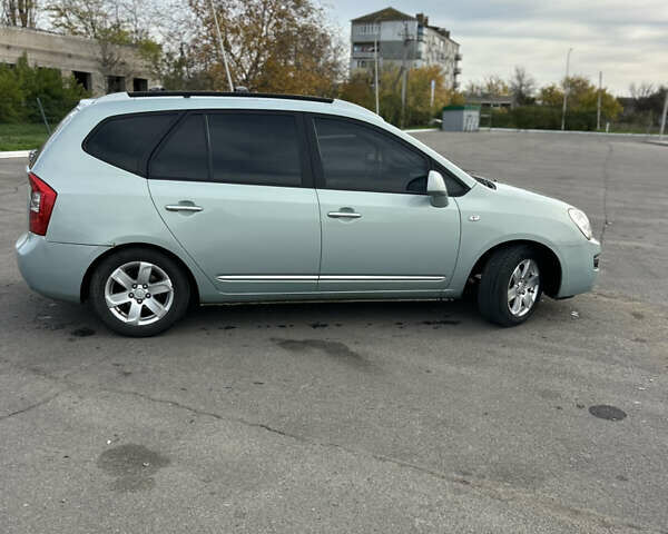 Синий Киа Каренс, объемом двигателя 2 л и пробегом 278 тыс. км за 6200 $, фото 1 на Automoto.ua