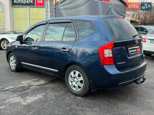 Синий Киа Каренс, объемом двигателя 2 л и пробегом 234 тыс. км за 6990 $, фото 7 на Automoto.ua