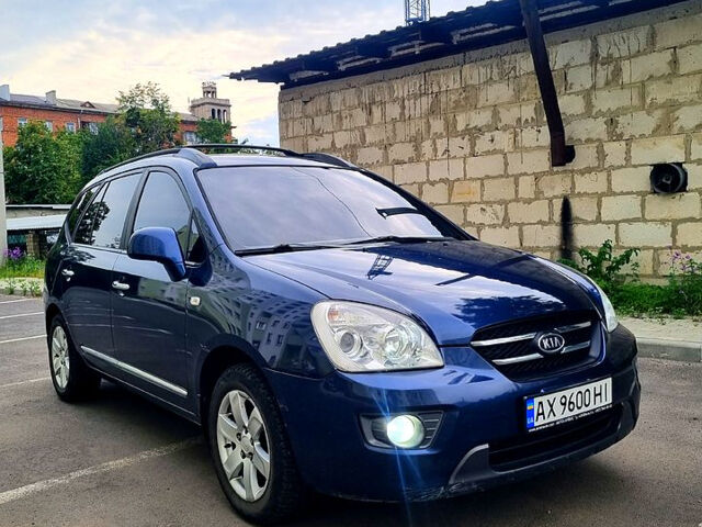 Синій Кіа Каренс, об'ємом двигуна 2 л та пробігом 236 тис. км за 5400 $, фото 10 на Automoto.ua