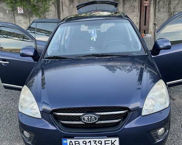 Синий Киа Каренс, объемом двигателя 2 л и пробегом 234 тыс. км за 6500 $, фото 5 на Automoto.ua