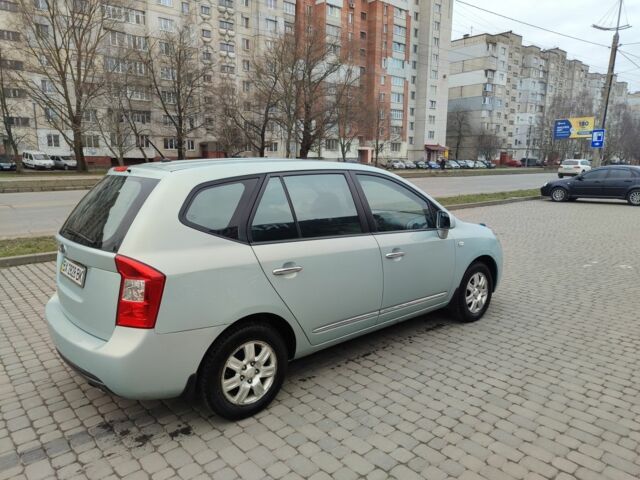 Синій Кіа Каренс, об'ємом двигуна 2 л та пробігом 180 тис. км за 5500 $, фото 2 на Automoto.ua