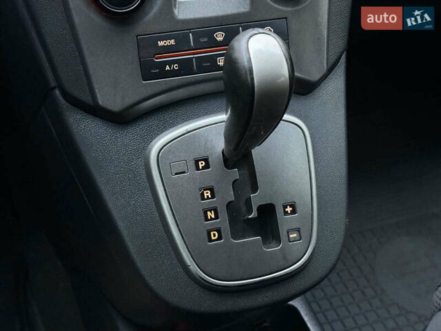 Синий Киа Каренс, объемом двигателя 2 л и пробегом 234 тыс. км за 6990 $, фото 28 на Automoto.ua