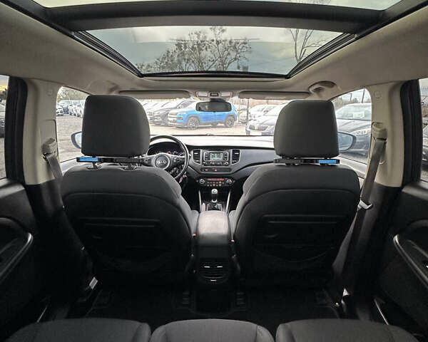 Синий Киа Каренс, объемом двигателя 1.69 л и пробегом 188 тыс. км за 12300 $, фото 15 на Automoto.ua