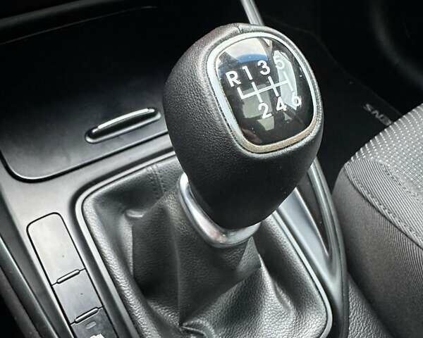 Синий Киа Каренс, объемом двигателя 1.69 л и пробегом 188 тыс. км за 11500 $, фото 20 на Automoto.ua