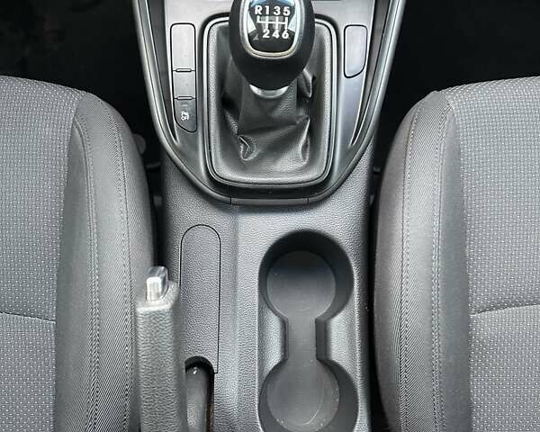 Синий Киа Каренс, объемом двигателя 1.69 л и пробегом 188 тыс. км за 11500 $, фото 29 на Automoto.ua