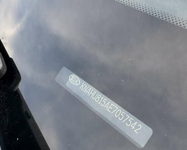 Синий Киа Каренс, объемом двигателя 1.69 л и пробегом 188 тыс. км за 11500 $, фото 42 на Automoto.ua