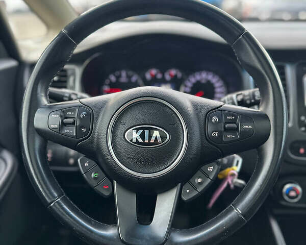 Синий Киа Каренс, объемом двигателя 1.69 л и пробегом 188 тыс. км за 12300 $, фото 18 на Automoto.ua