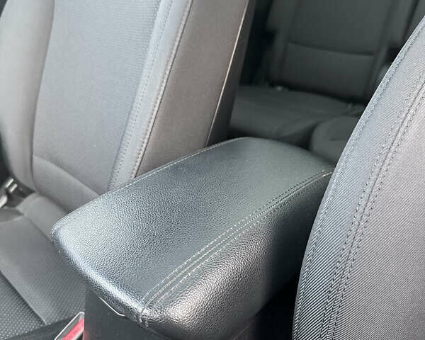 Синий Киа Каренс, объемом двигателя 1.69 л и пробегом 188 тыс. км за 12300 $, фото 40 на Automoto.ua