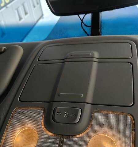 Синій Кіа Каренс, об'ємом двигуна 2 л та пробігом 228 тис. км за 10200 $, фото 15 на Automoto.ua