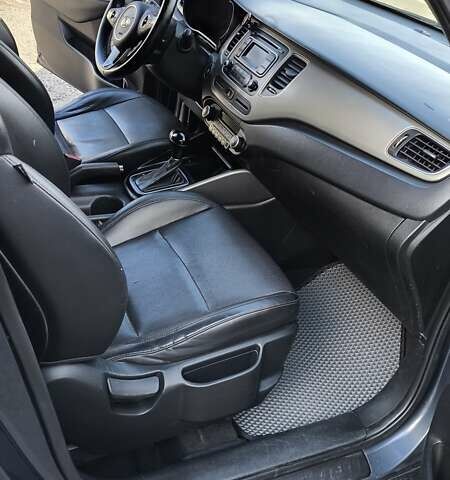 Синій Кіа Каренс, об'ємом двигуна 2 л та пробігом 228 тис. км за 10200 $, фото 29 на Automoto.ua