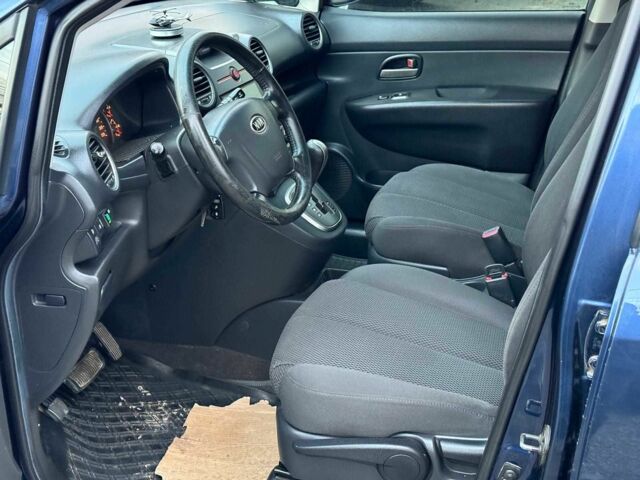 Синий Киа Каренс, объемом двигателя 2 л и пробегом 234 тыс. км за 6990 $, фото 12 на Automoto.ua