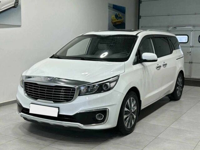 Білий Кіа Карнівал, об'ємом двигуна 2.2 л та пробігом 133 тис. км за 16000 $, фото 2 на Automoto.ua