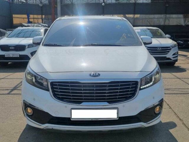 Кіа Карнівал 2017 у Києві на Automoto.ua Білий Кіа Карнівал, об'ємом двигуна 2.2 л та пробігом 120 тис. км за 16000 $, фото 2 на Automoto.ua