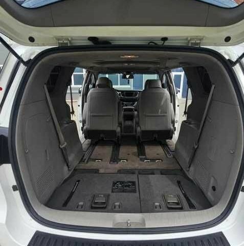 Белый Киа Карнивал, объемом двигателя 0 л и пробегом 129 тыс. км за 17800 $, фото 13 на Automoto.ua