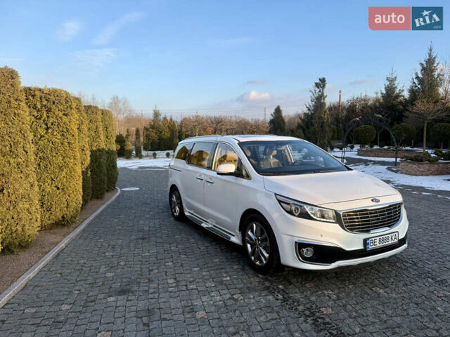Білий Кіа Карнівал, об'ємом двигуна 2.2 л та пробігом 165 тис. км за 26700 $, фото 7 на Automoto.ua