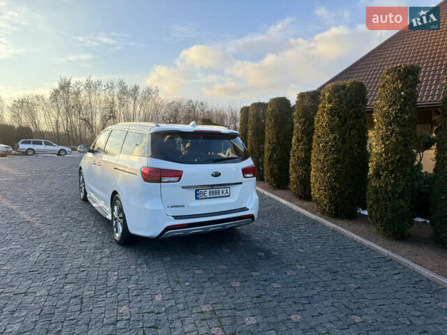 Білий Кіа Карнівал, об'ємом двигуна 2.2 л та пробігом 165 тис. км за 26700 $, фото 6 на Automoto.ua