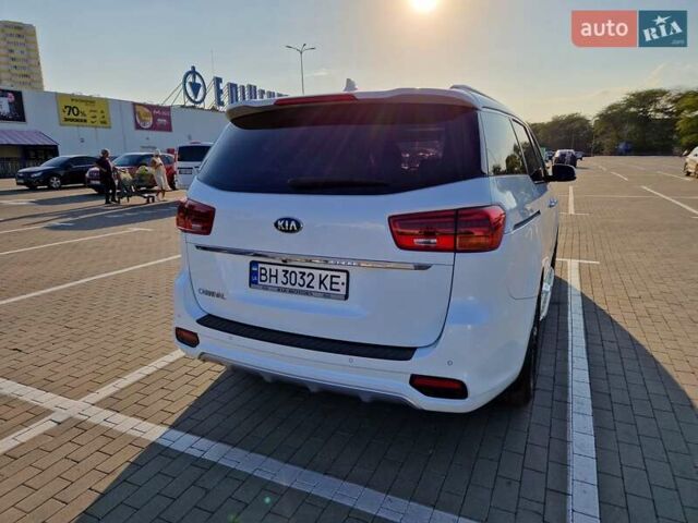 Белый Киа Карнивал, объемом двигателя 2.2 л и пробегом 149 тыс. км за 29000 $, фото 11 на Automoto.ua
