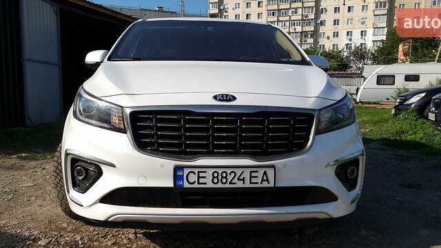 Белый Киа Карнивал, объемом двигателя 2.2 л и пробегом 120 тыс. км за 28800 $, фото 1 на Automoto.ua
