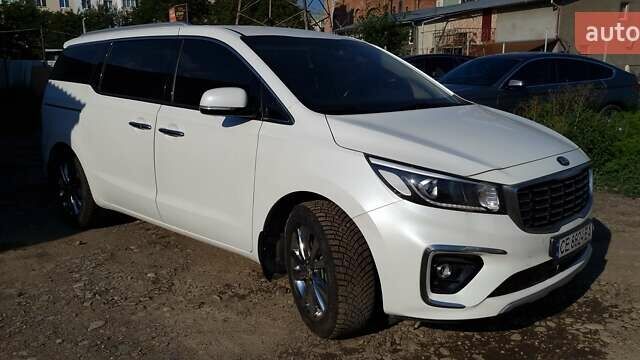 Белый Киа Карнивал, объемом двигателя 2.2 л и пробегом 120 тыс. км за 28800 $, фото 2 на Automoto.ua