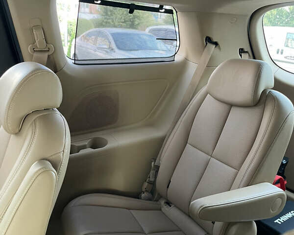 Белый Киа Карнивал, объемом двигателя 2.2 л и пробегом 64 тыс. км за 29999 $, фото 81 на Automoto.ua