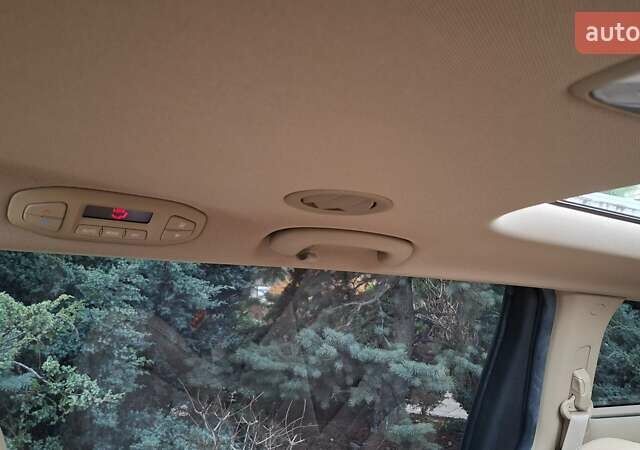 Белый Киа Карнивал, объемом двигателя 2.2 л и пробегом 134 тыс. км за 28800 $, фото 94 на Automoto.ua