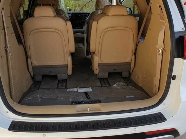 Білий Кіа Карнівал, об'ємом двигуна 2.2 л та пробігом 101 тис. км за 23000 $, фото 12 на Automoto.ua